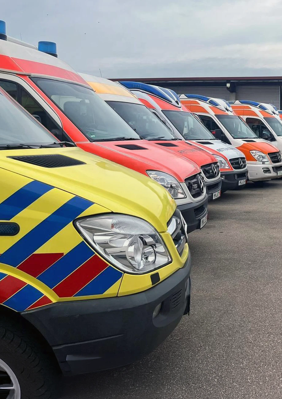 Kultur.Konvoi Krankenwagen für die Ukraine